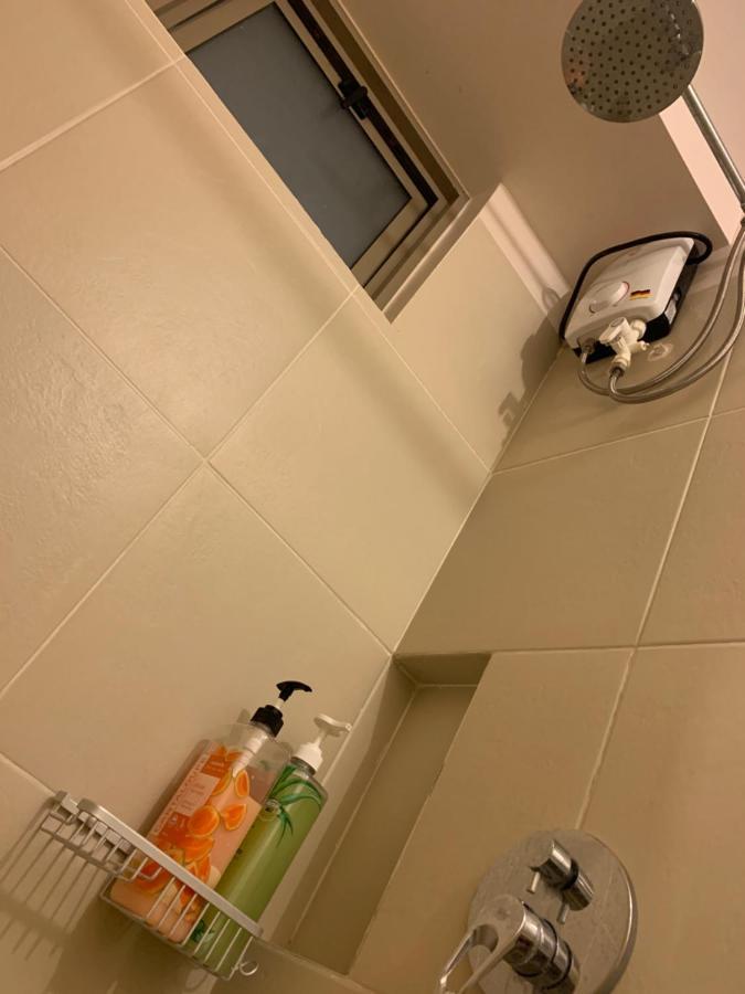 Ramiro Haven Staycation マニラ市 エクステリア 写真